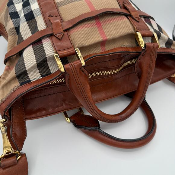 COA  Burberry Haymarket Check Tote Bag Leather Trim Italy Shoulder Crossbody - Picture 3 of 16